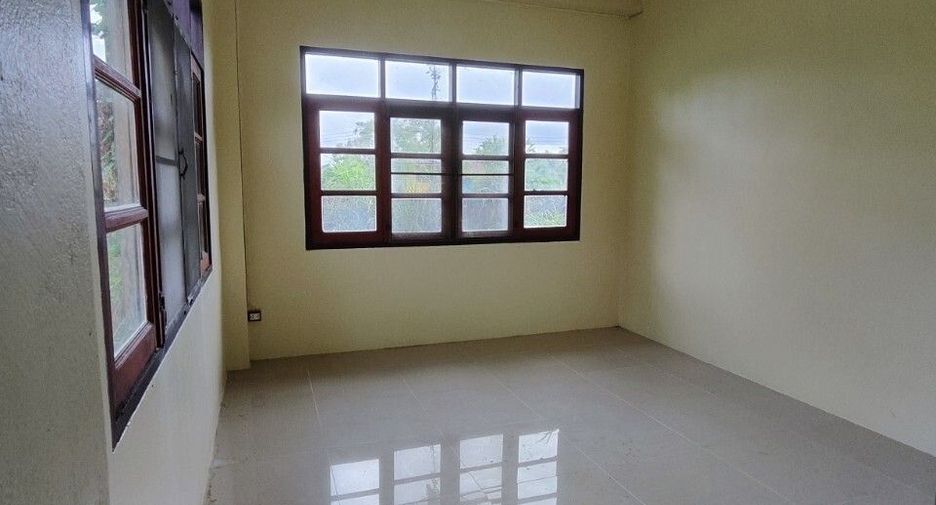 For sale and for rent 5 bedrooms house in Bang Lamung, Chonburi