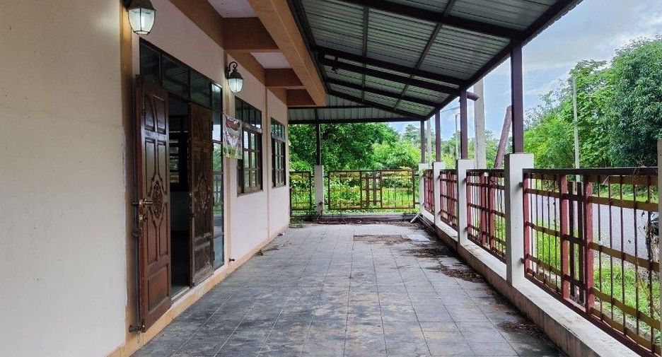 For sale and for rent 5 bedrooms house in Bang Lamung, Chonburi