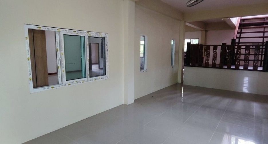 For sale and for rent 5 bedrooms house in Bang Lamung, Chonburi