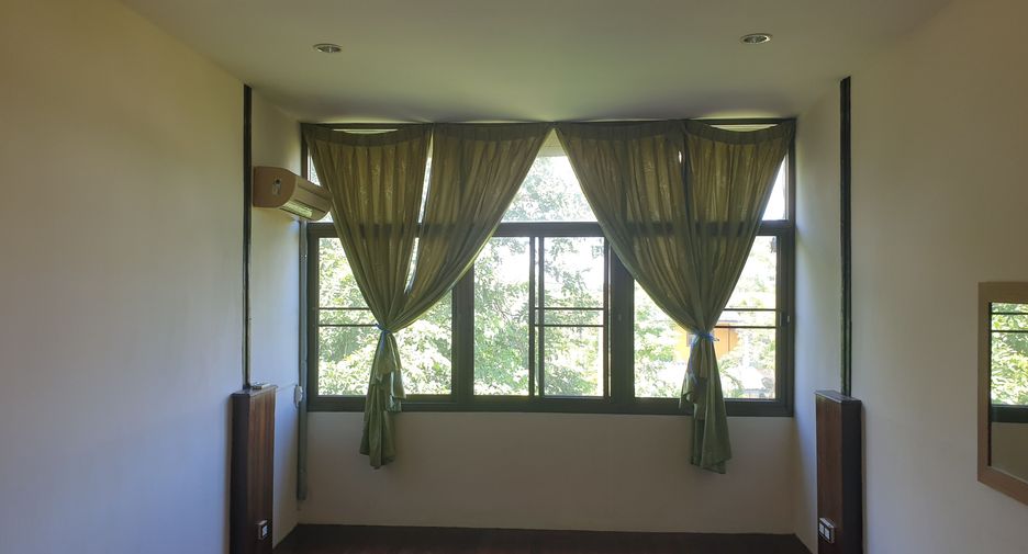 For sale and for rent 5 bedrooms house in Bang Lamung, Chonburi