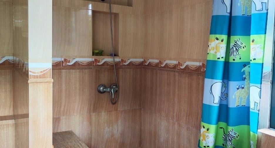 For sale and for rent 5 bedrooms house in Bang Lamung, Chonburi
