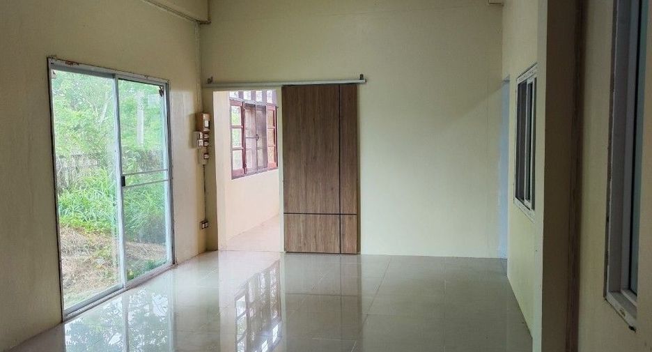 For sale and for rent 5 bedrooms house in Bang Lamung, Chonburi