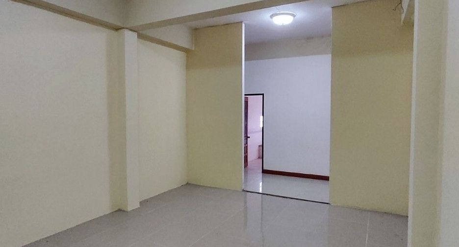 For sale and for rent 5 bedrooms house in Bang Lamung, Chonburi