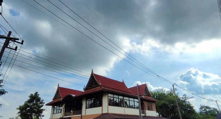 For sale and for rent 5 bedrooms house in Bang Lamung, Chonburi