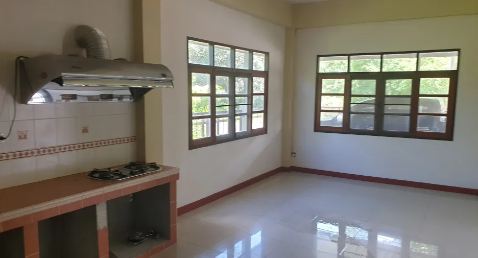 For sale and for rent 5 bedrooms house in Bang Lamung, Chonburi