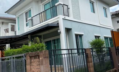 For rent 3 bedrooms house in Suan Luang, Bangkok