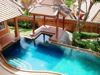 For rent 4 bedrooms villa in Bang Lamung, Chonburi