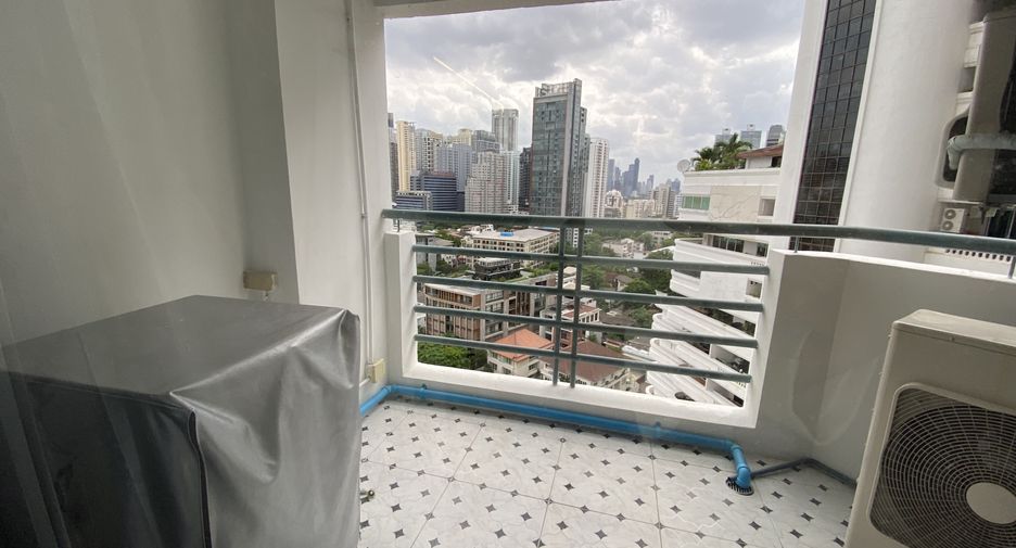 Condo en alquiler de 2 habitaciones en Khlong Toei, Bangkok