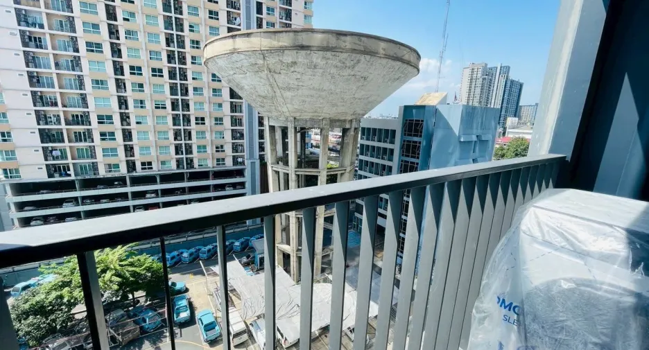For rent studio condo in Phra Khanong, Bangkok