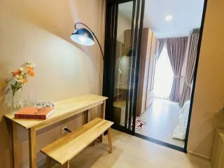 À louer studio condo à Phra Khanong, Bangkok