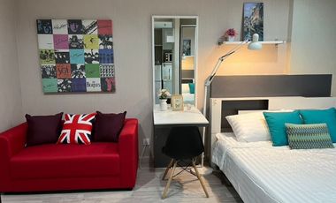 À louer 1 chambre condo à Phra Khanong, Bangkok
