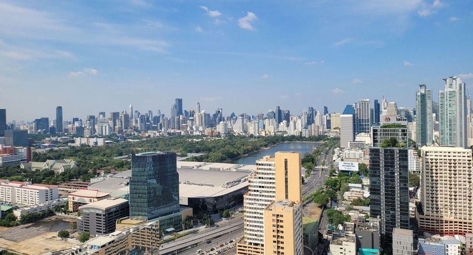 For rent 1 bed condo in Khlong Toei, Bangkok