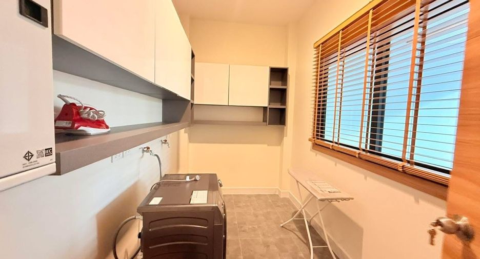 For rent 2 bedrooms villa in Mueang Phuket, Phuket