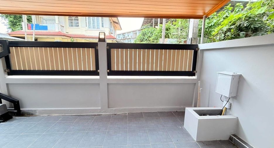 For rent 2 bedrooms villa in Mueang Phuket, Phuket