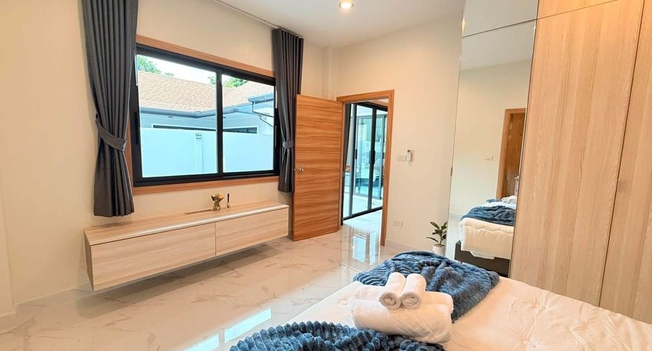 For rent 2 bedrooms villa in Mueang Phuket, Phuket