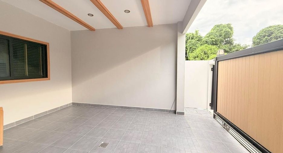 For rent 2 bedrooms villa in Mueang Phuket, Phuket