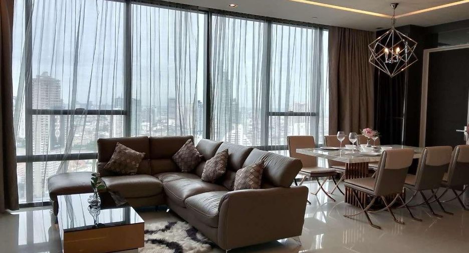 For rent 2 bedrooms condo in Sathon, Bangkok