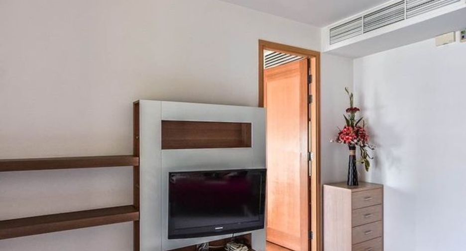For rent 1 bed condo in Sathon, Bangkok