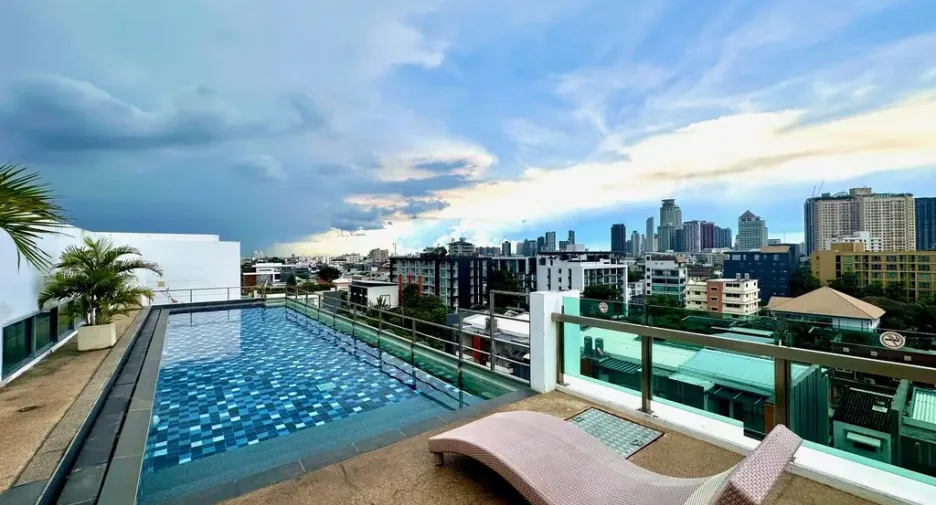 Condo en venta de 2 habitaciones en Watthana, Bangkok