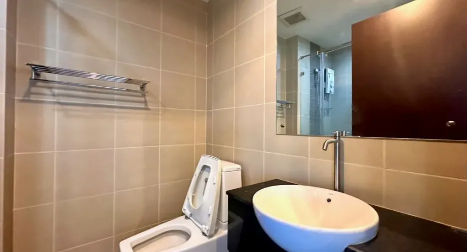 Condo en venta de 2 habitaciones en Watthana, Bangkok