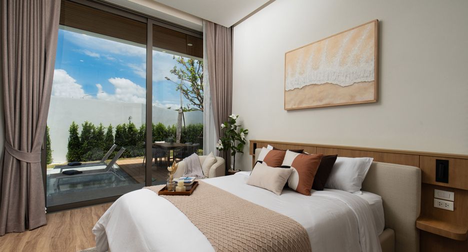 For sale 4 bedrooms villa in Mueang Phuket, Phuket
