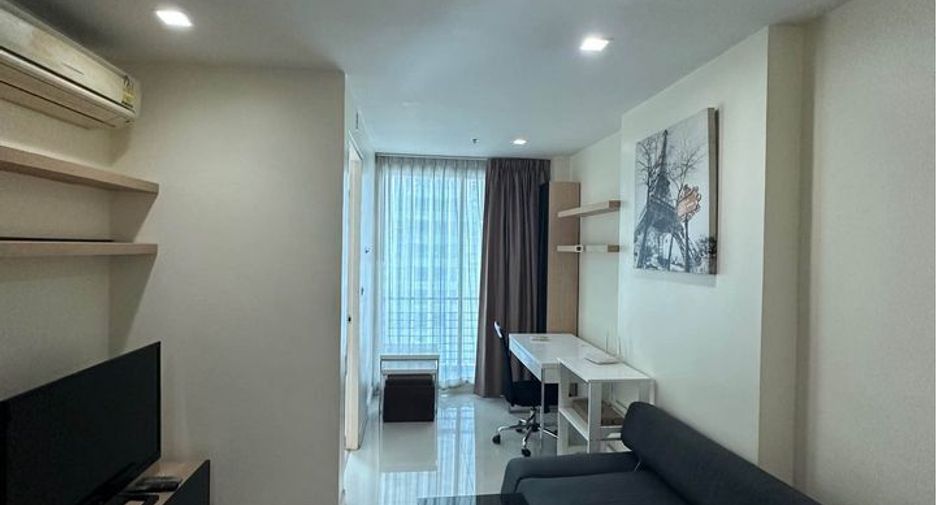For rent 1 bed condo in Bang Rak, Bangkok