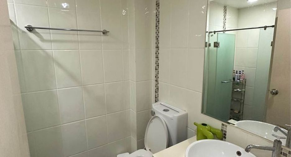 For rent 1 bed condo in Bang Rak, Bangkok