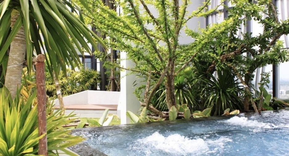For sale 2 bedrooms condo in Sathon, Bangkok