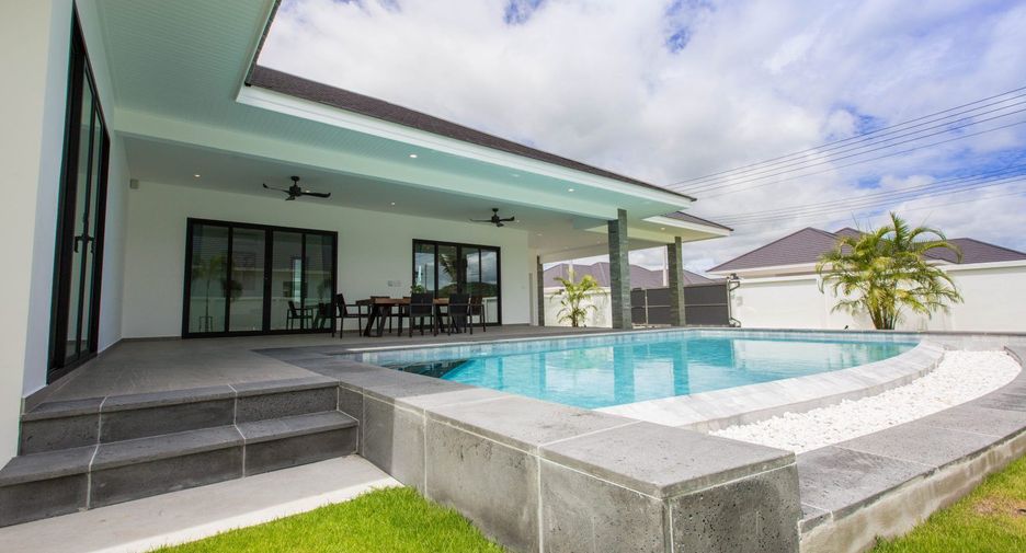 For sale 3 bedrooms villa in Hua Hin, Prachuap Khiri Khan