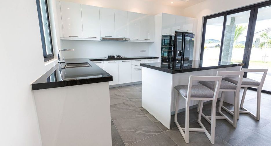 For sale 3 bedrooms villa in Hua Hin, Prachuap Khiri Khan