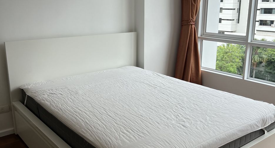 For sale 2 bedrooms apartment in Khlong Toei, Bangkok