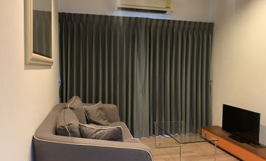 Condo en alquiler de 2 habitaciones en Pathum Wan, Bangkok
