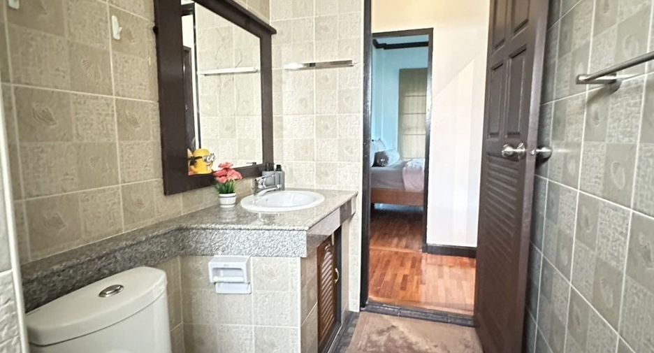 For rent 3 bedrooms townhouse in Mueang Phuket, Phuket