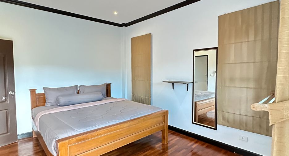 For rent 3 bedrooms townhouse in Mueang Phuket, Phuket