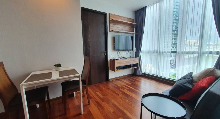 Condo en venta y en alquiler de 1 habitaciones en Pathum Wan, Bangkok