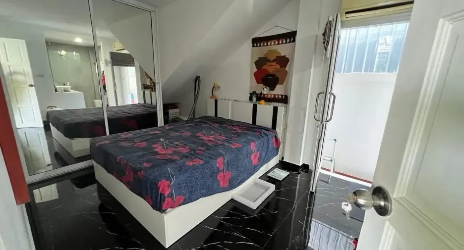 For sale 2 bedrooms villa in Mueang Phuket, Phuket