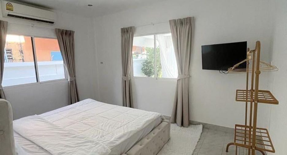 For rent 4 bedrooms villa in Mueang Phuket, Phuket