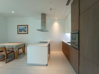 Wohnung zur Miete mit 2 Zimmer in Pathum Wan, Bangkok