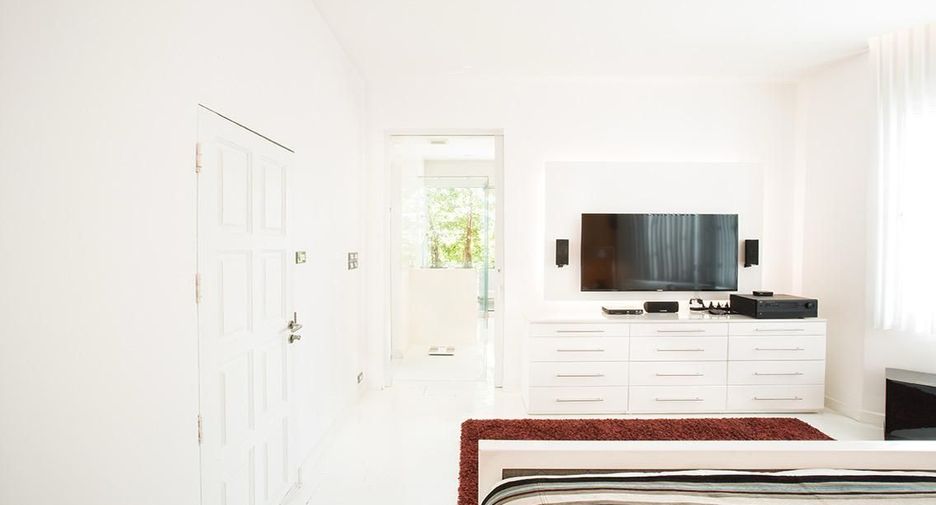 For sale 4 bedrooms house in Din Daeng, Bangkok
