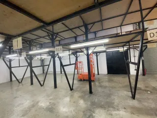 Oficina en venta y en alquiler de 2 habitaciones en Bang Khae, Bangkok