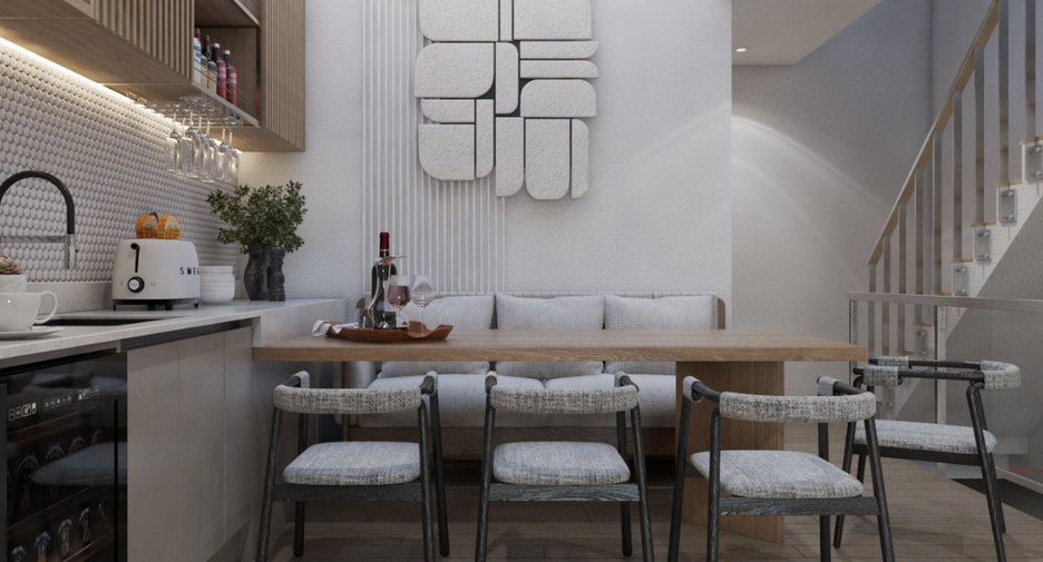 For sale 4 bedrooms house in Huai Khwang, Bangkok