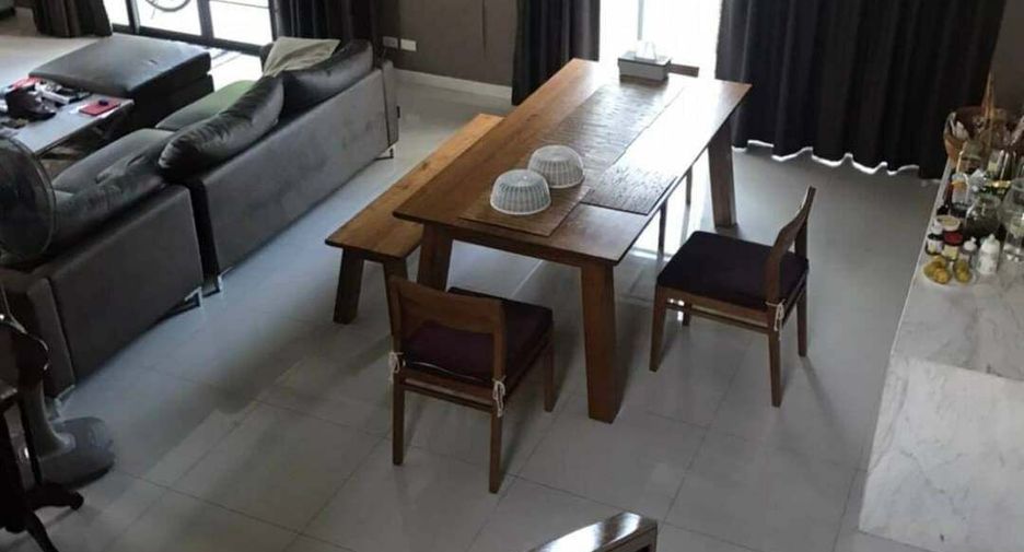 For rent 3 bedrooms house in Suan Luang, Bangkok