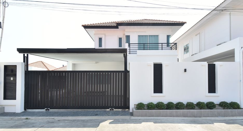 出租 3 卧室 独立屋 在 Bang Lamung, Chon Buri