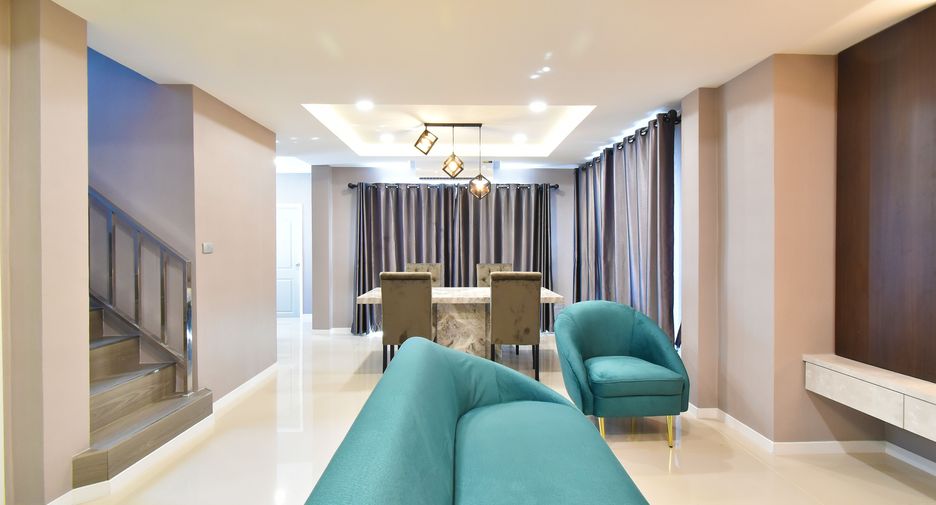 出租 3 卧室 独立屋 在 Bang Lamung, Chon Buri
