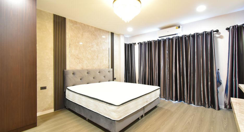 出租 3 卧室 独立屋 在 Bang Lamung, Chon Buri