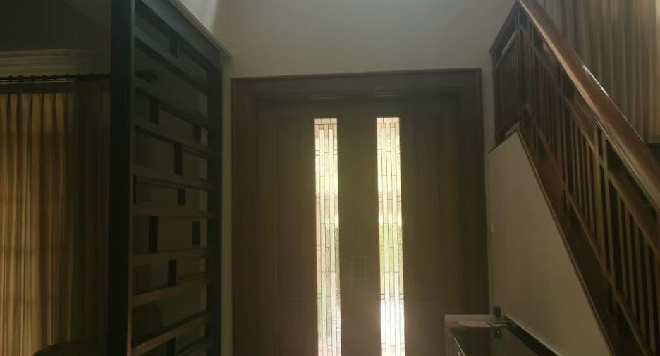 For rent 3 bedrooms house in Suan Luang, Bangkok
