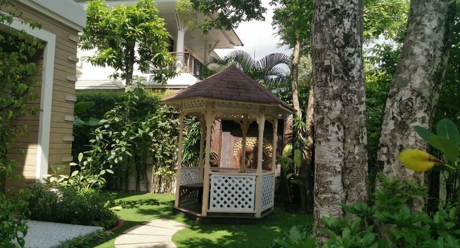 For rent 3 bedrooms house in Suan Luang, Bangkok