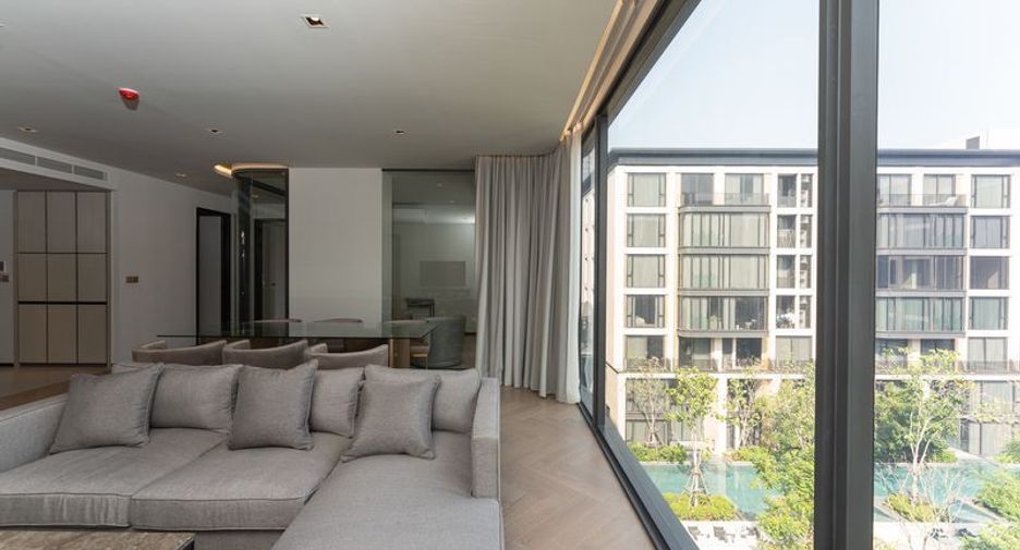 À louer 3 chambres condo à Watthana, Bangkok