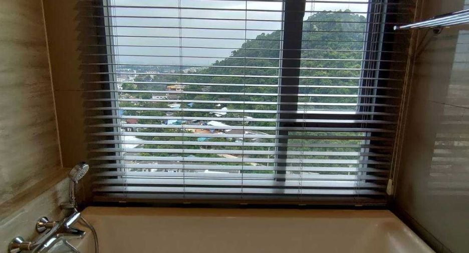 For rent 2 bedrooms apartment in Si Racha, Chonburi