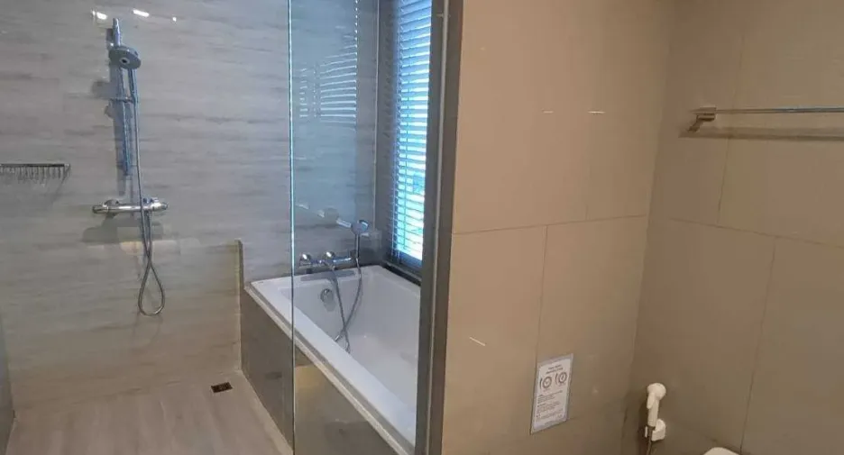 For rent 2 bedrooms apartment in Si Racha, Chonburi